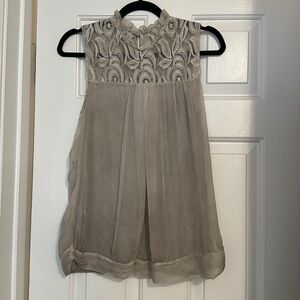 H trend made in Italy 100% silk lace crochet sleeveless blouse XS